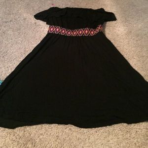 flowy strapless sundress