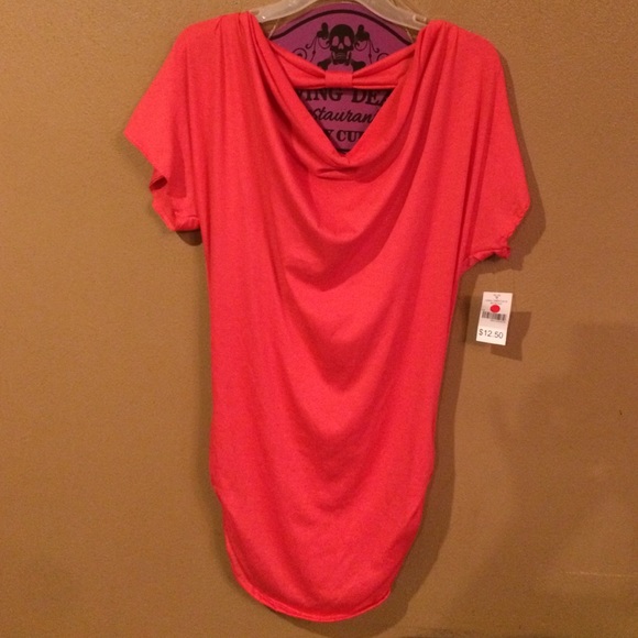 NWT Coral cinch top