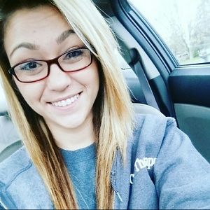 Meet your Posher, Shelby