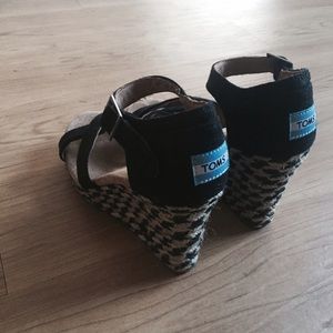 TOMS Wedges