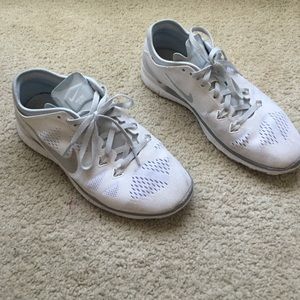 MUST GO! NIKE FREE RUN 5.0 FIT