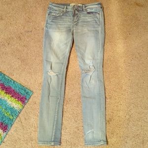 Abercrombie and fitch jeans!!