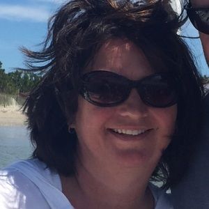 Meet your Posher, Beth