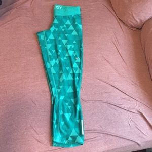 Nike patterned Capri running tights