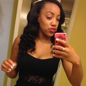 Meet your Posher, Kayla