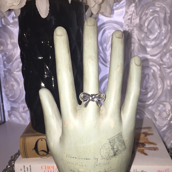 James Avery BOW ring