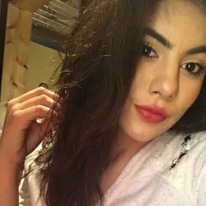 Meet your Posher, Fabiola