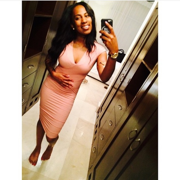Pink ultra Fitted Midi dress!