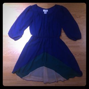 Quarter sleeve dress