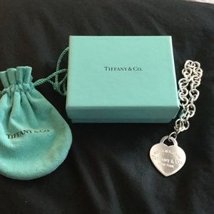 Tiffany & Co. LARGE heart bracelet