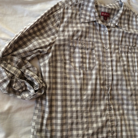 Plaid button up - Picture 3 of 4