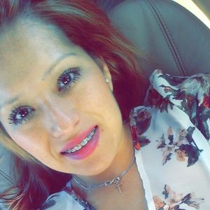 Meet your Posher, Perla