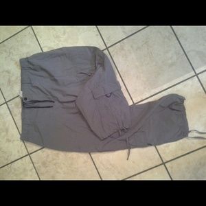 EUC lightweight northface utility capris