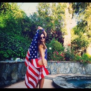 Meet your Posher, Alejandra