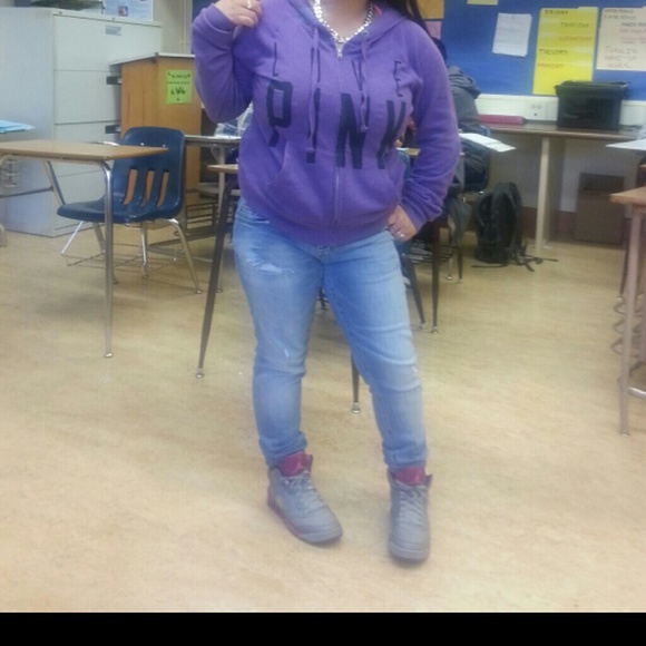 Shoes & sweater