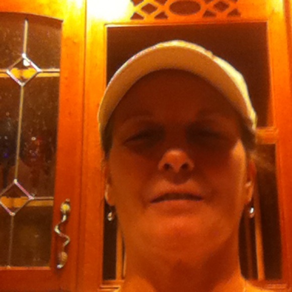 Meet your Posher, Theresa