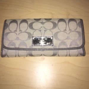 Coach authentic wallet