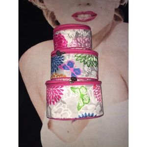 💜🤑 buckhead betties travel bags.