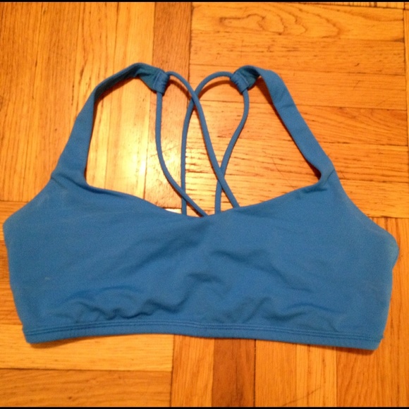 Lululemon free to be bra blue size 8