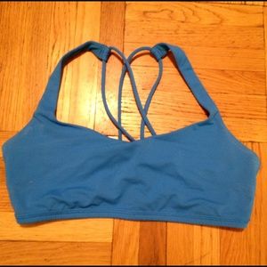 Lululemon free to be bra blue size 8