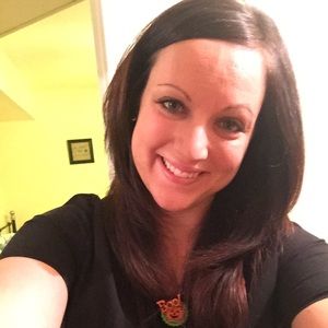 Meet your Posher, Caitlin