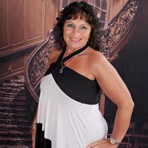 Meet your Posher, Lynne