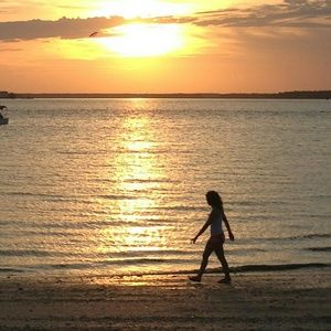 Meet your Posher, Pamela