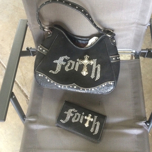 Faith purse for bundles