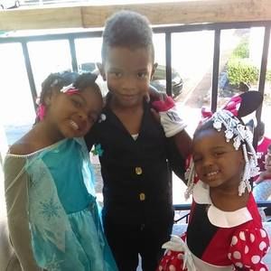 Meet your Posher, Christine