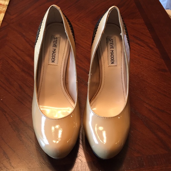 Steve Madden Pumps - Picture 2 of 4