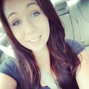 Meet your Posher, Kenzie