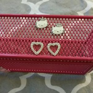 Set of 2 pairs of stud earrings