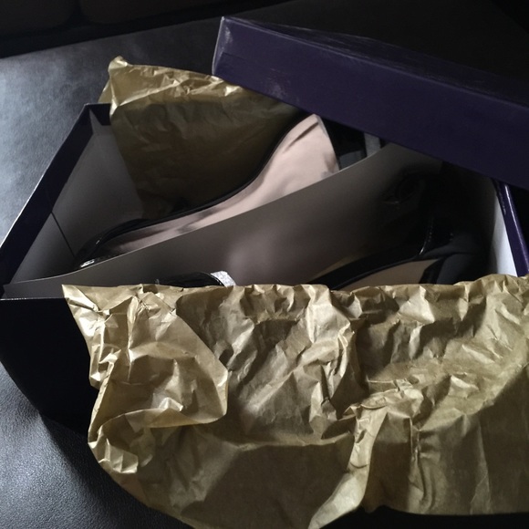 SOLD on Vnted! Madden girl black 3inch heels - Picture 4 of 4