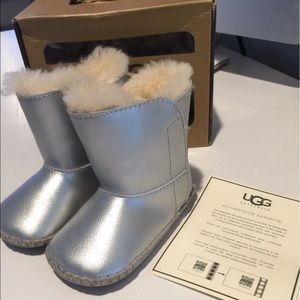 Ugg baby platinum boots