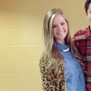 Meet your Posher, Danielle