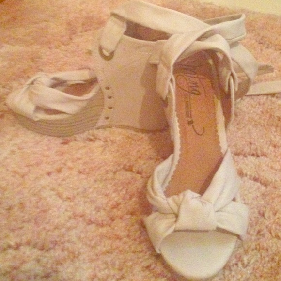 Wedge sandals