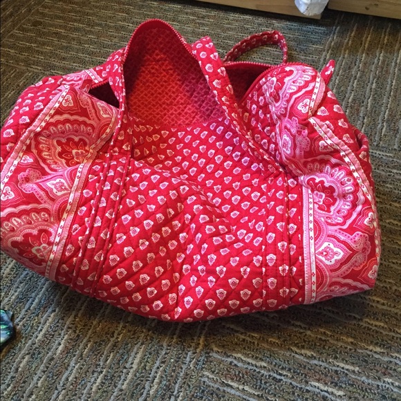 Vera Bradley travel bag
