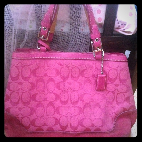 COACH Pink handbag!