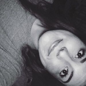 Meet your Posher, Bella