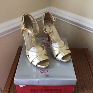 NWOT  T-Strap High Heel Shoes