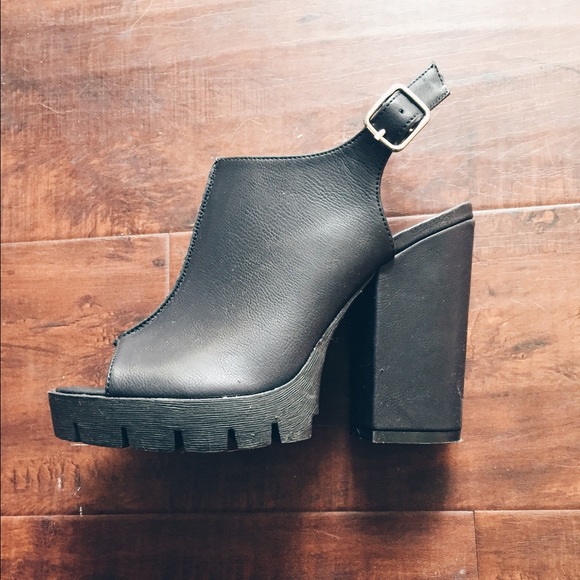 Ankle Strap Chunky Platform Heels