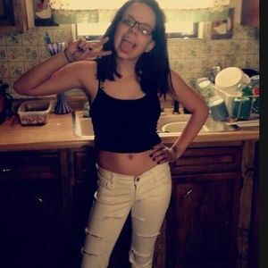 Meet your Posher, Chloe