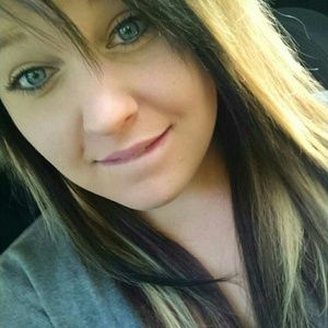 Meet your Posher, Tina