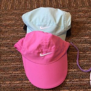 Nike feather lite hat