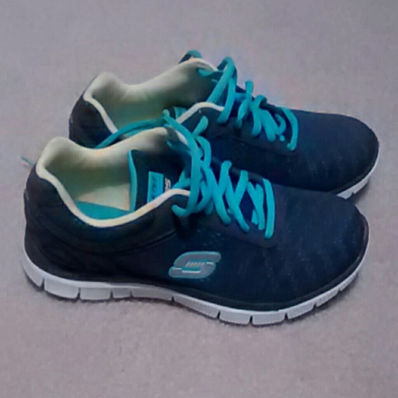 Skechers memory foam sneakers