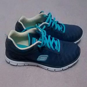Skechers memory foam sneakers