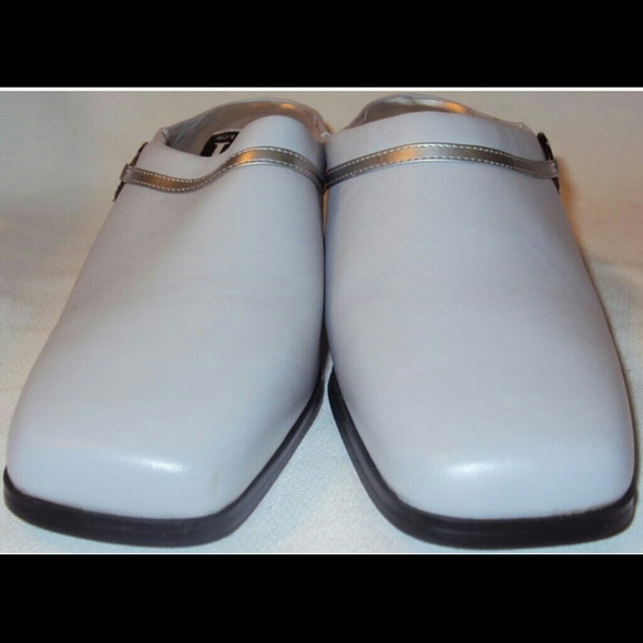 AJ VALENCIA NWOT PEARL GREY SHOES - Picture 4 of 6