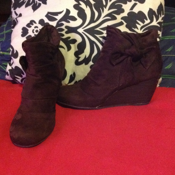 Brown booties
