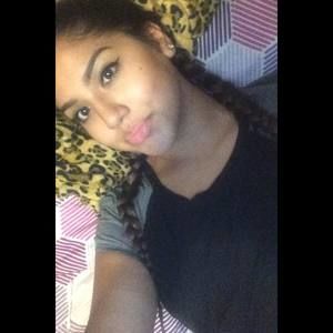 Meet your Posher, Kassandra