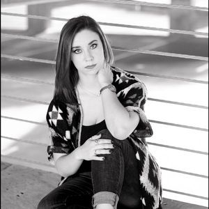 Meet your Posher, Molly